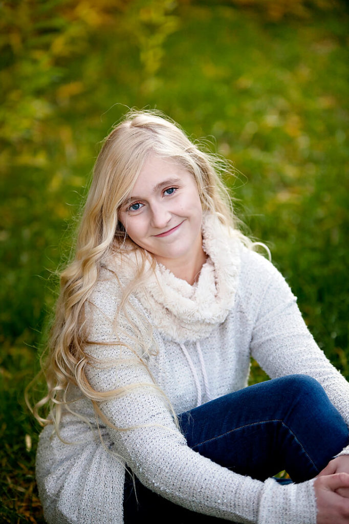 Things to Consider When Booking Your Senior Pictures in Medical Lake, Spokane or Cheney, WA
