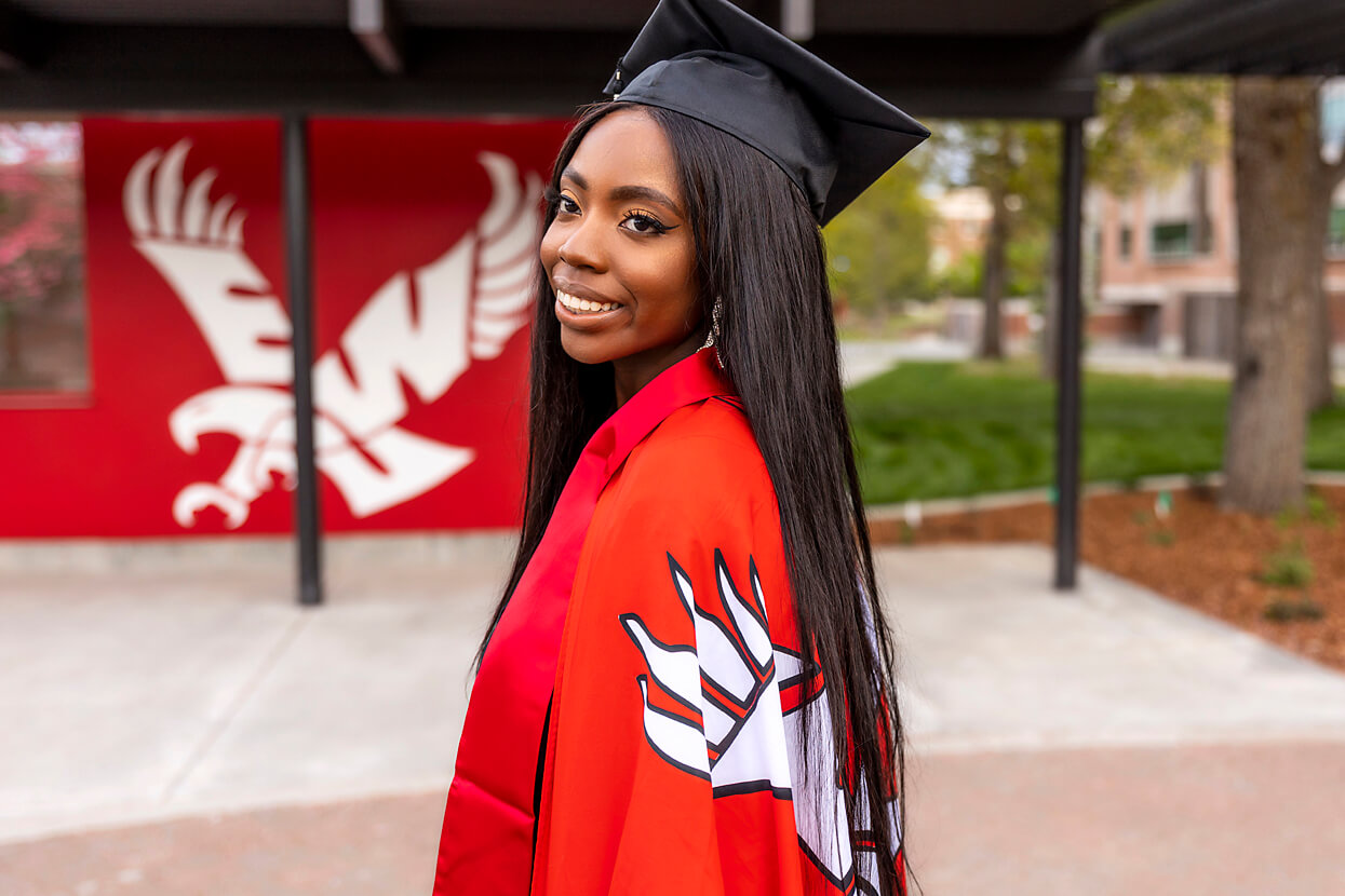 20 PLACES FOR COLLEGE SENIOR PICTURES AT EASTERN WASHINGTON UNIVERSITY, CHENEY, WA