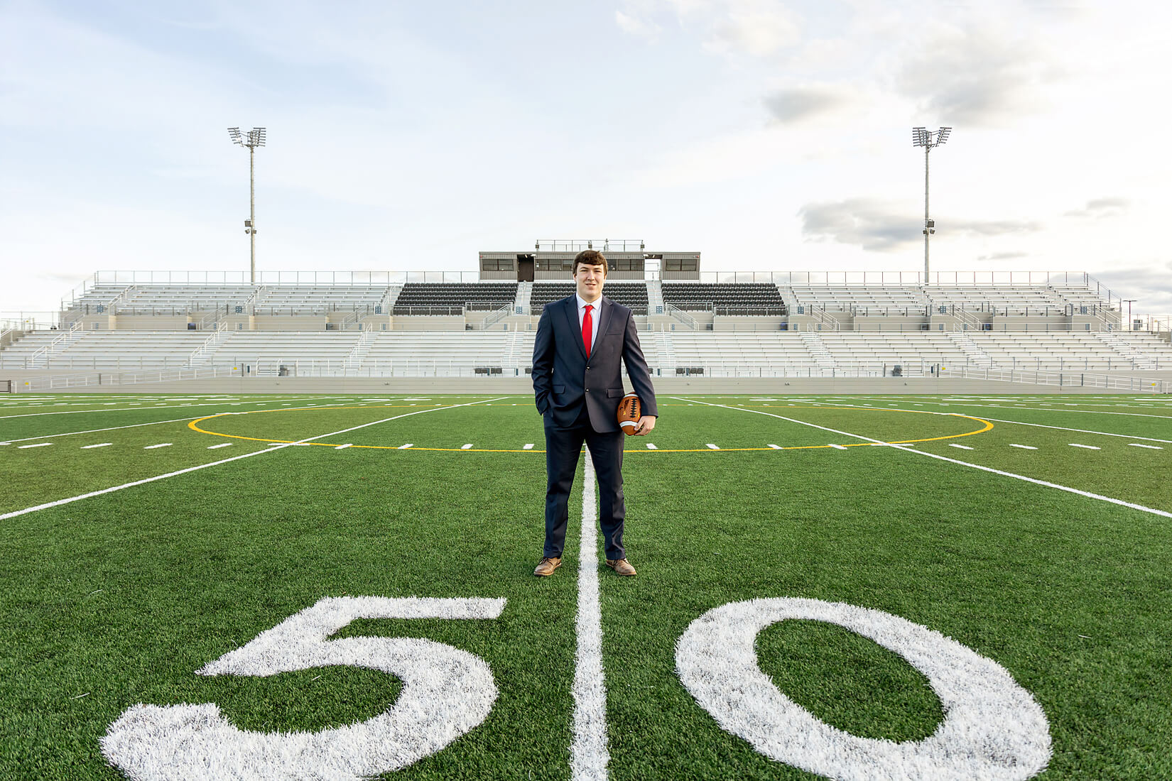 Spokane Senior Guy Football Pictures Naterobinsonphotography