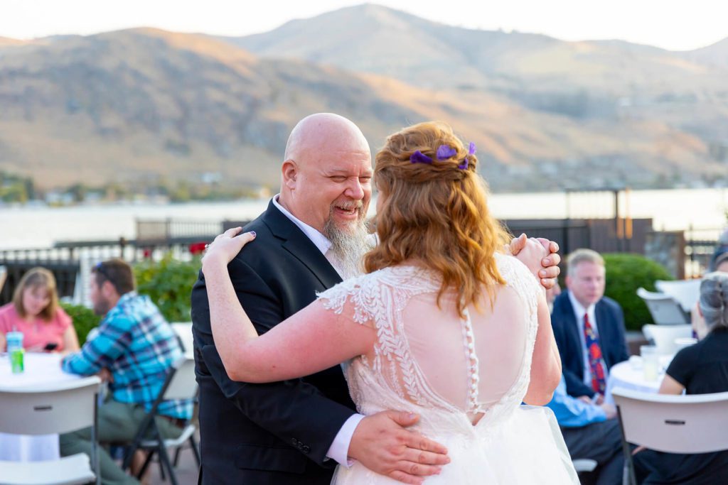 Lake Chelan Wedding Photographer with father daughter dance pictures