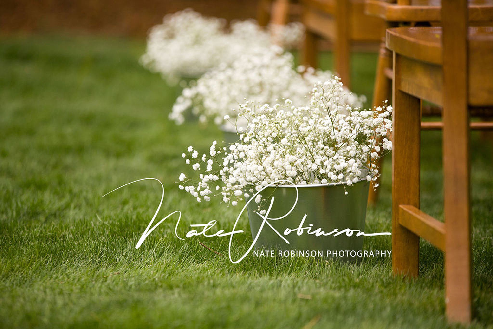 florals at the foxwood house wedding ceremony