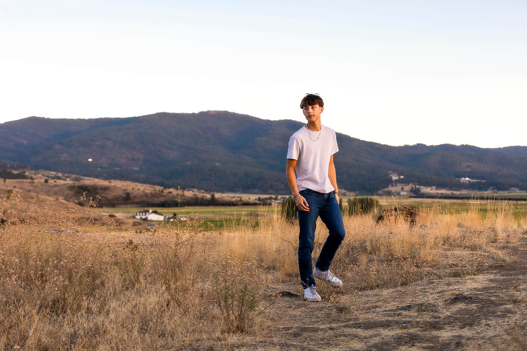 fall senior guy photos in a natural Spokane setting