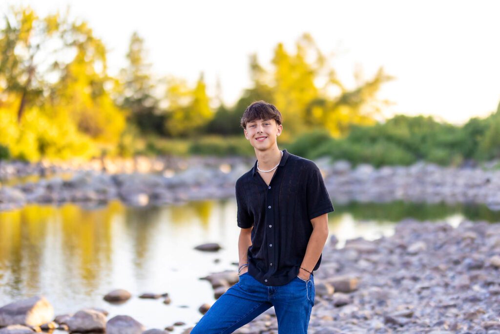 Natural Spokane Senior Portrait Locations: The Islands Trailhead
