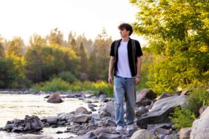 Natural Spokane Senior Portrait Locations: People's Park along the Spokane River